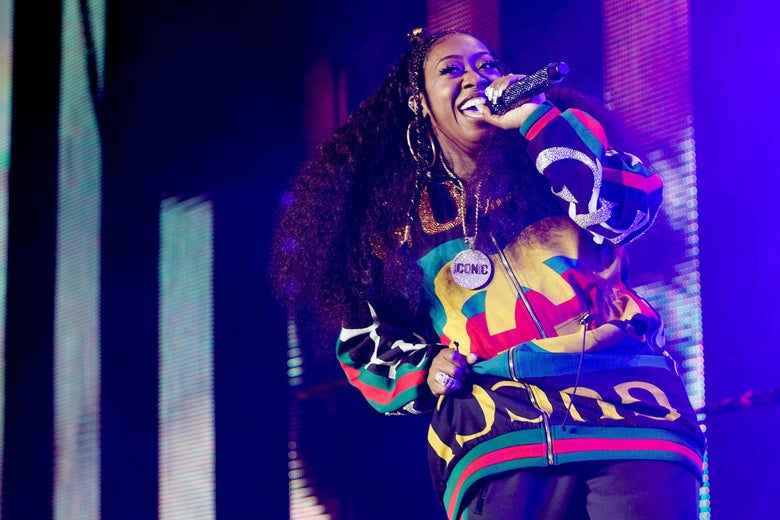 Missy Elliot rapping.